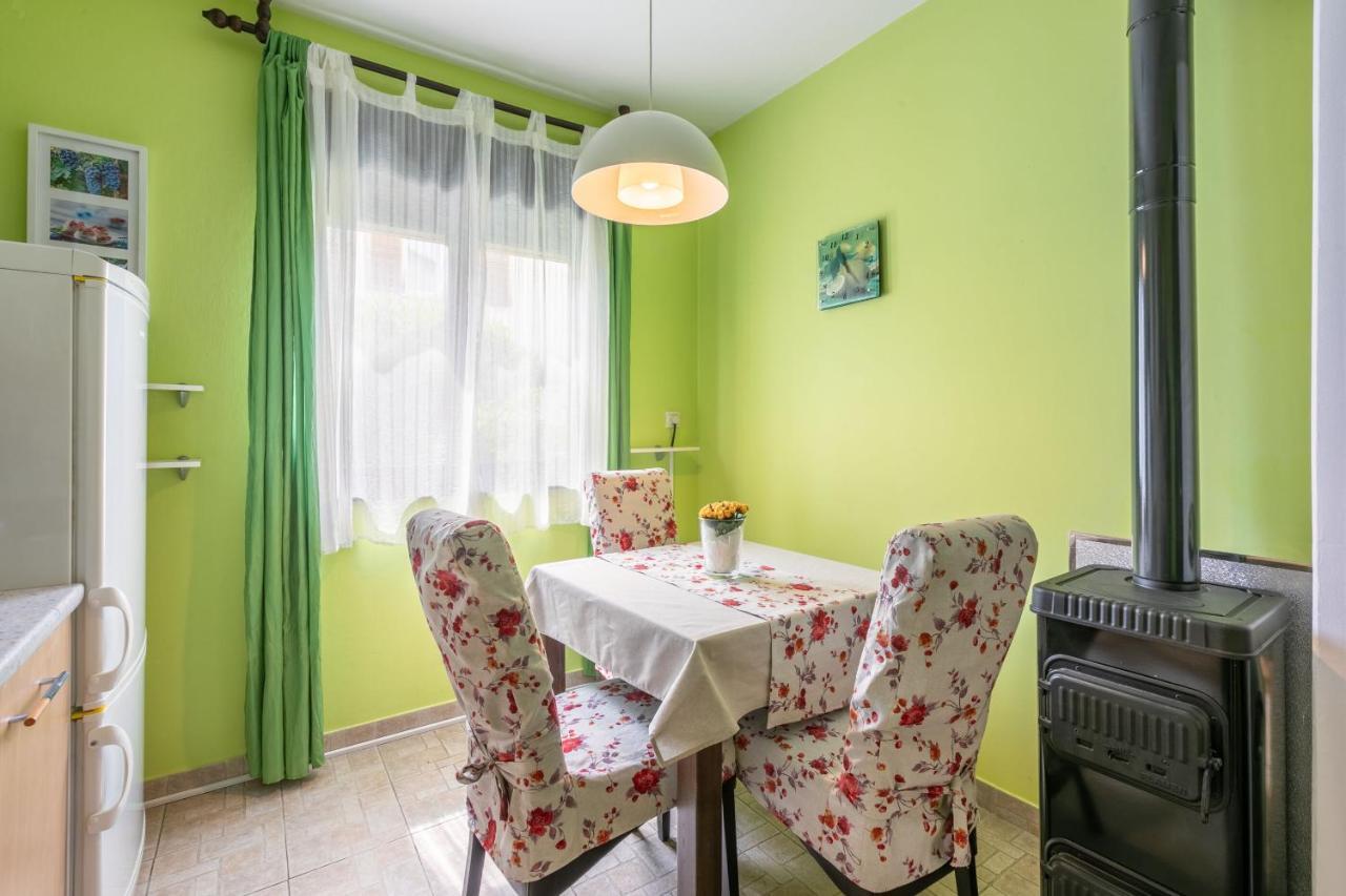 Apartments Zec Selce Exterior foto